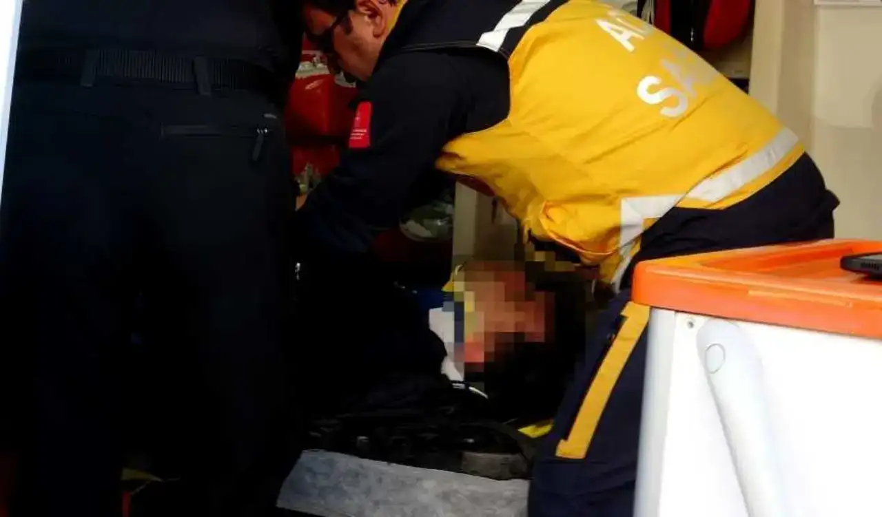 Muratpaşa’da Motosikletler Birbirine Girdi! 1’i Ağır 2 Yaralı 3